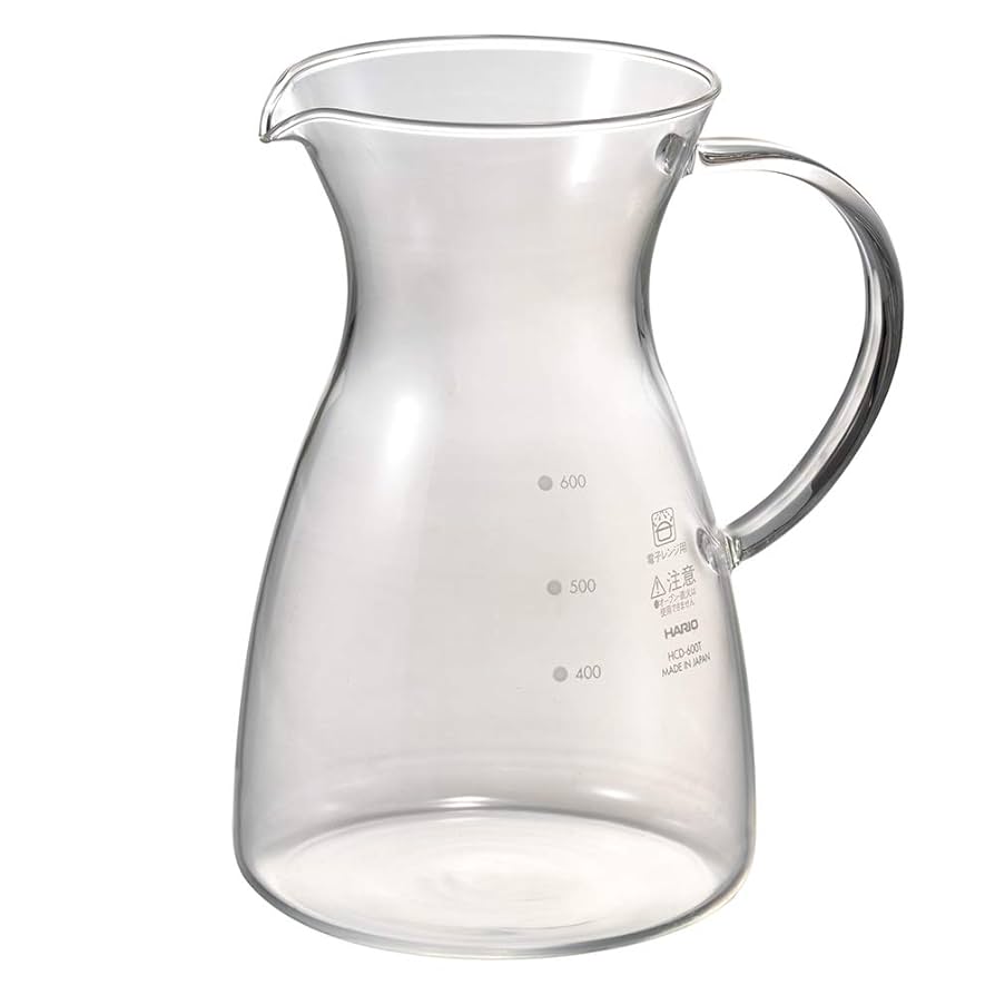 Coffee decanter with handle featuring clear borosilicate glass construction, hourglass shape, measurement marks, and integrated glass handle for 600ml capacity.