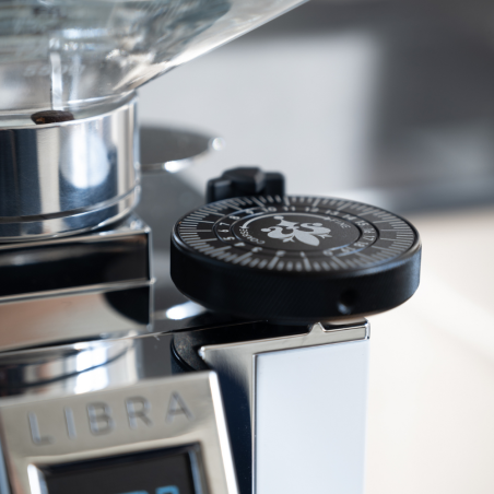 Eureka King-Size Grind Dial installed on Mignon grinder showing clear visibility and markings.