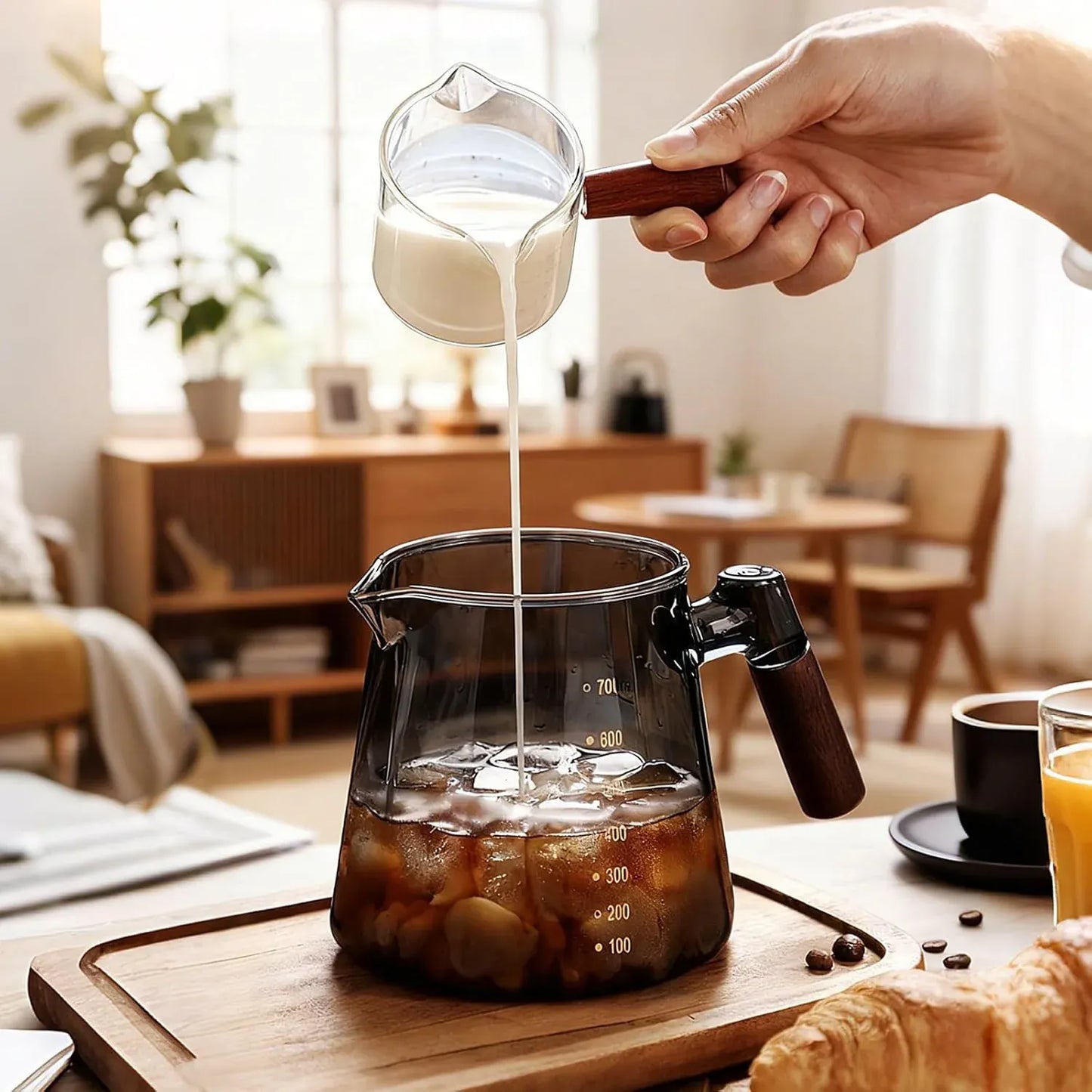 Bincoo 800ml Glass Coffee Carafe with Handle