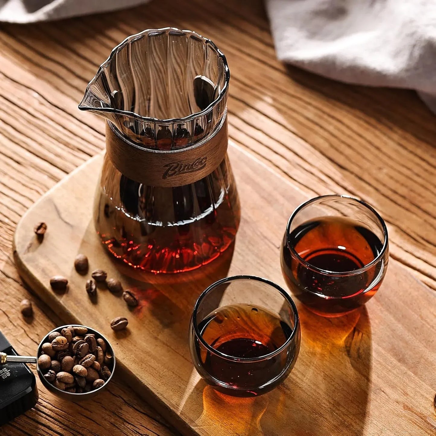 Bincoo Glass Coffee Carafe with Heat-Resistant Wood
