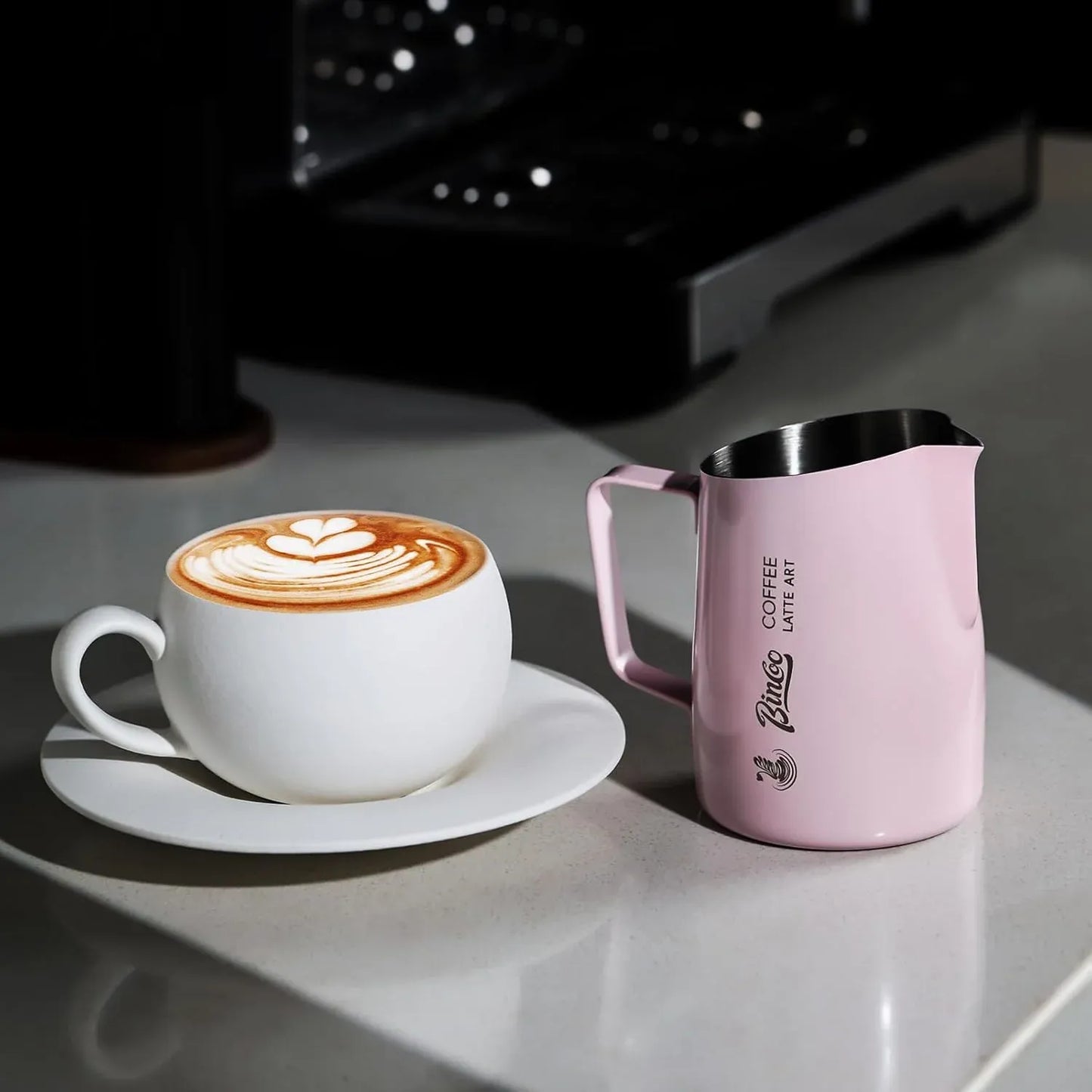 Bincoo Milk Frothing Pitcher with Sharp Spout & Angled Rim 420ml