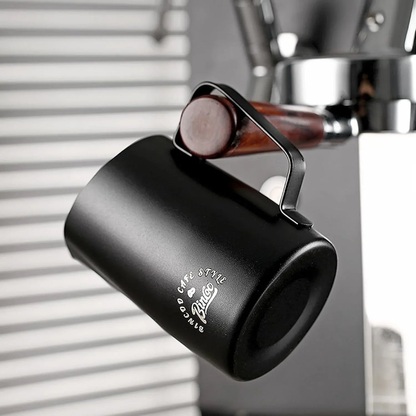 Bincoo Milk Frothing Pitcher with Sharp Spout & Angled Rim 520ml