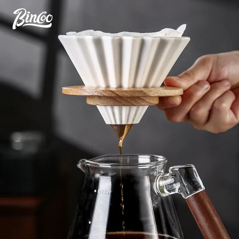 Bincoo Wooden Handle Sharing Pot