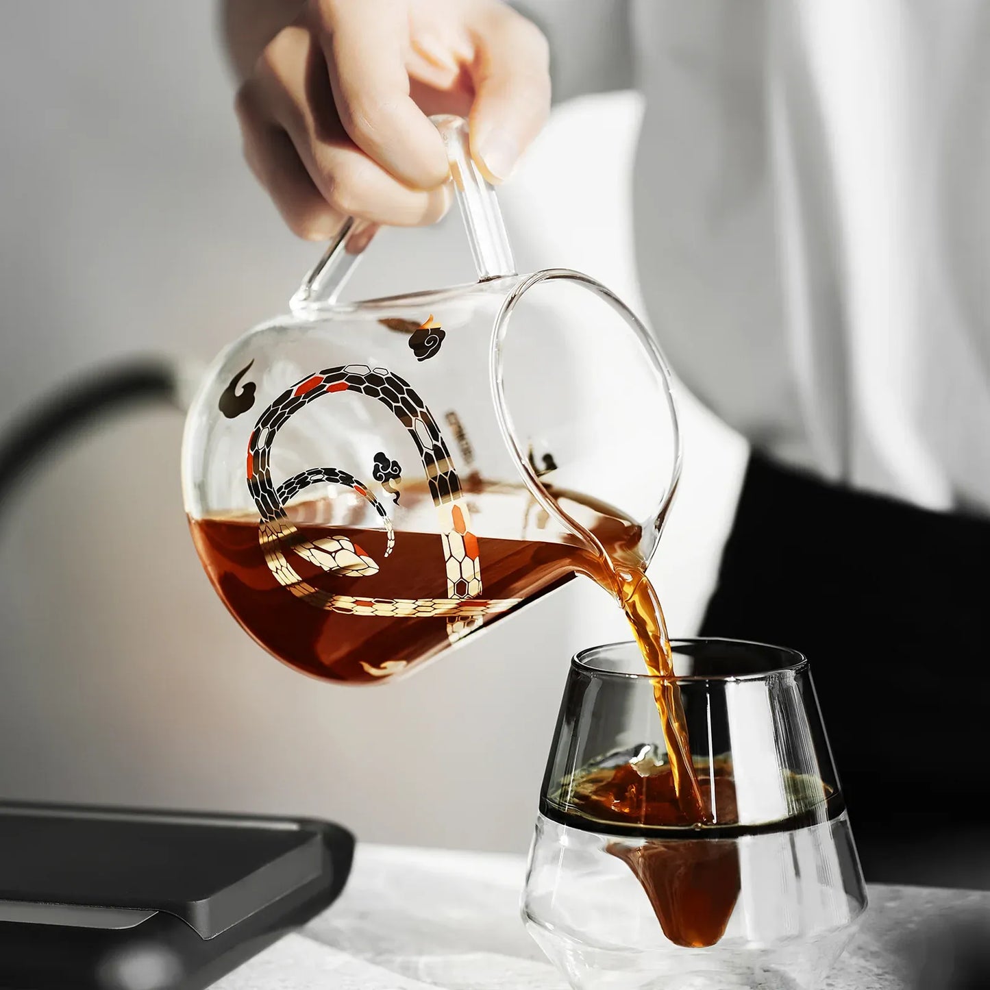 MHW-3BOMBER Elf Glass Coffee Server