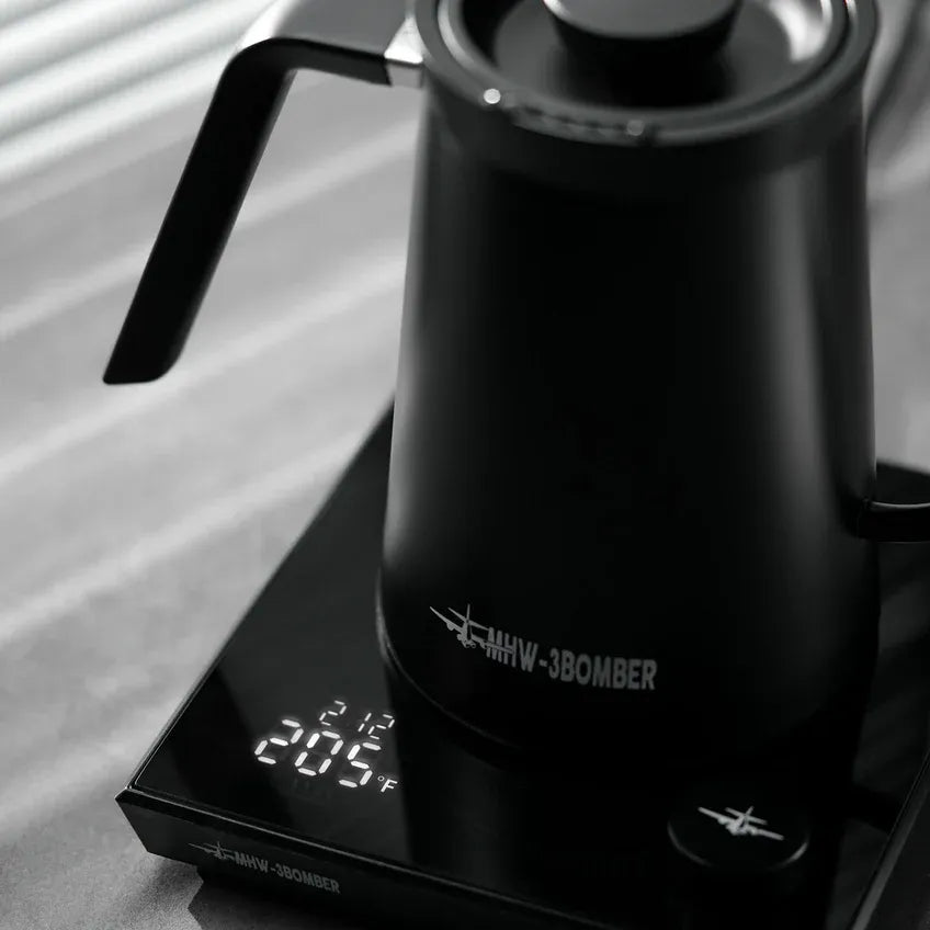 MHW-3BOMBER Electric Kettle