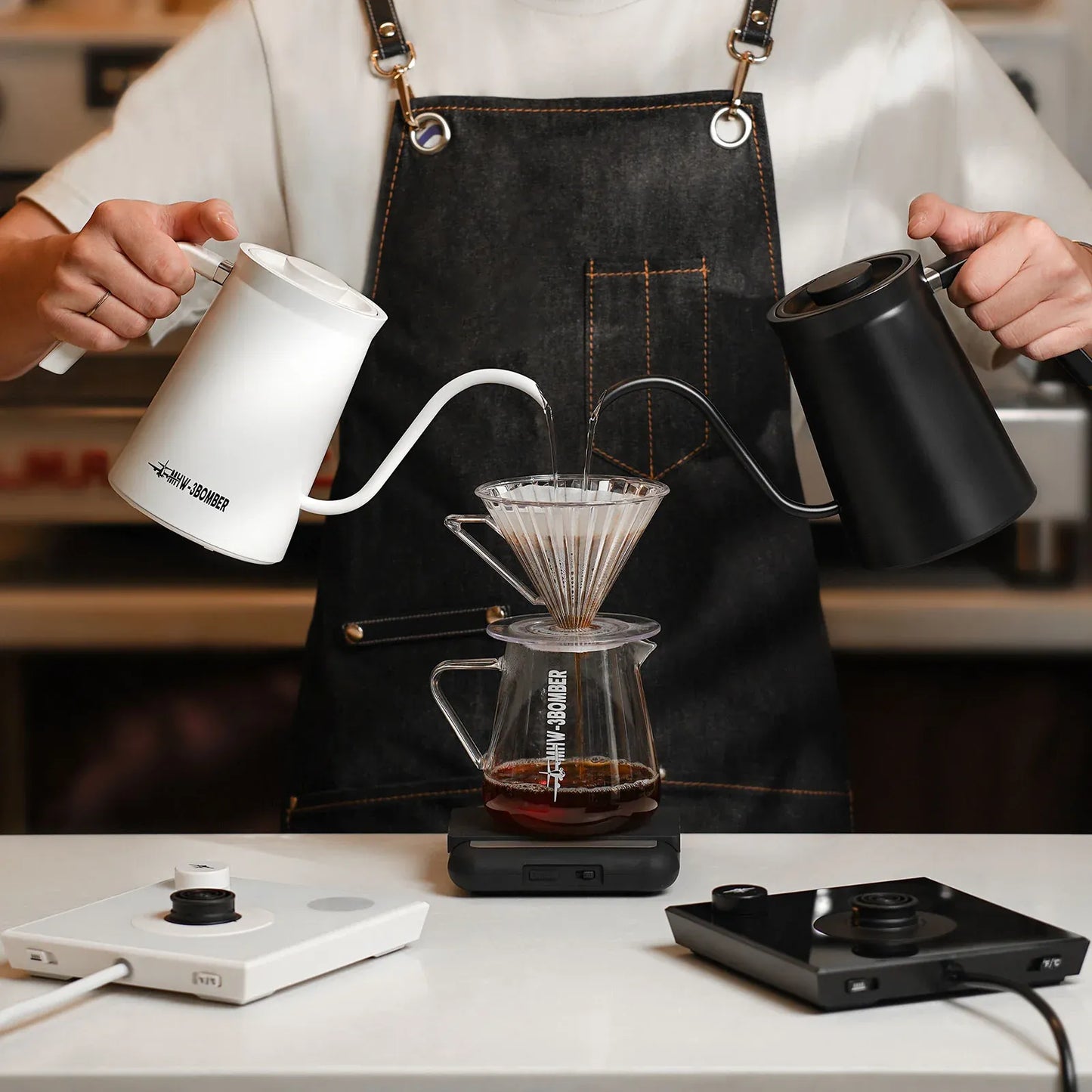 MHW-3BOMBER Electric Kettle