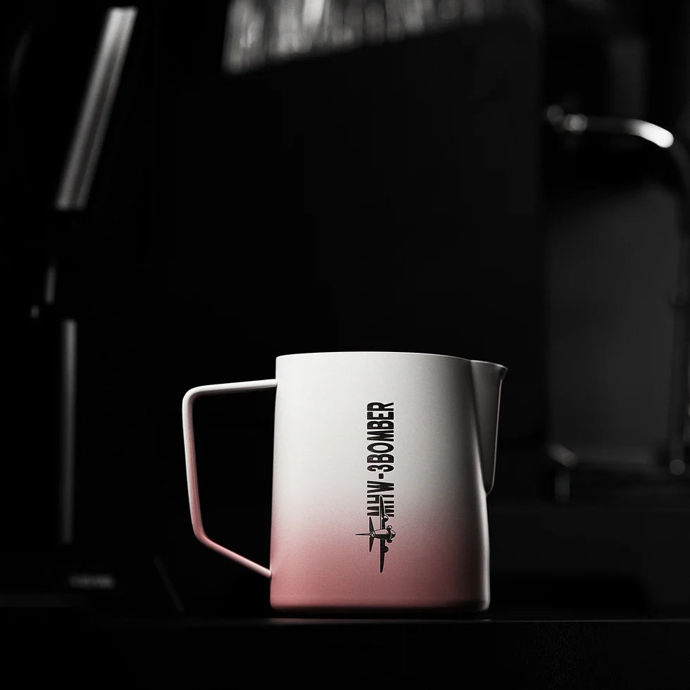 MHW-3BOMBER Latte Art Pitcher 5.0 Gradient Pink