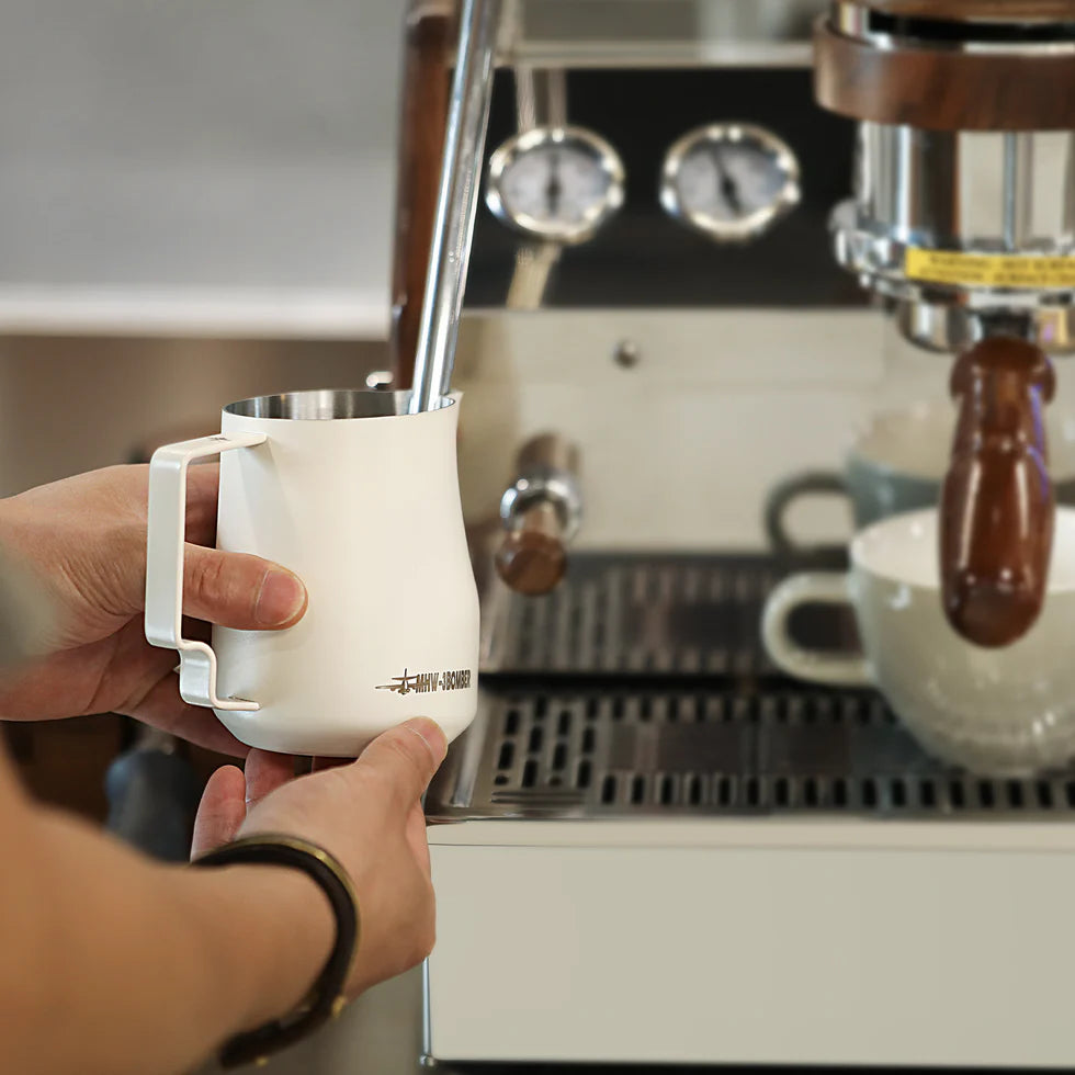 MHW-3BOMBER Turbo Milk Pitcher 350ml Off White