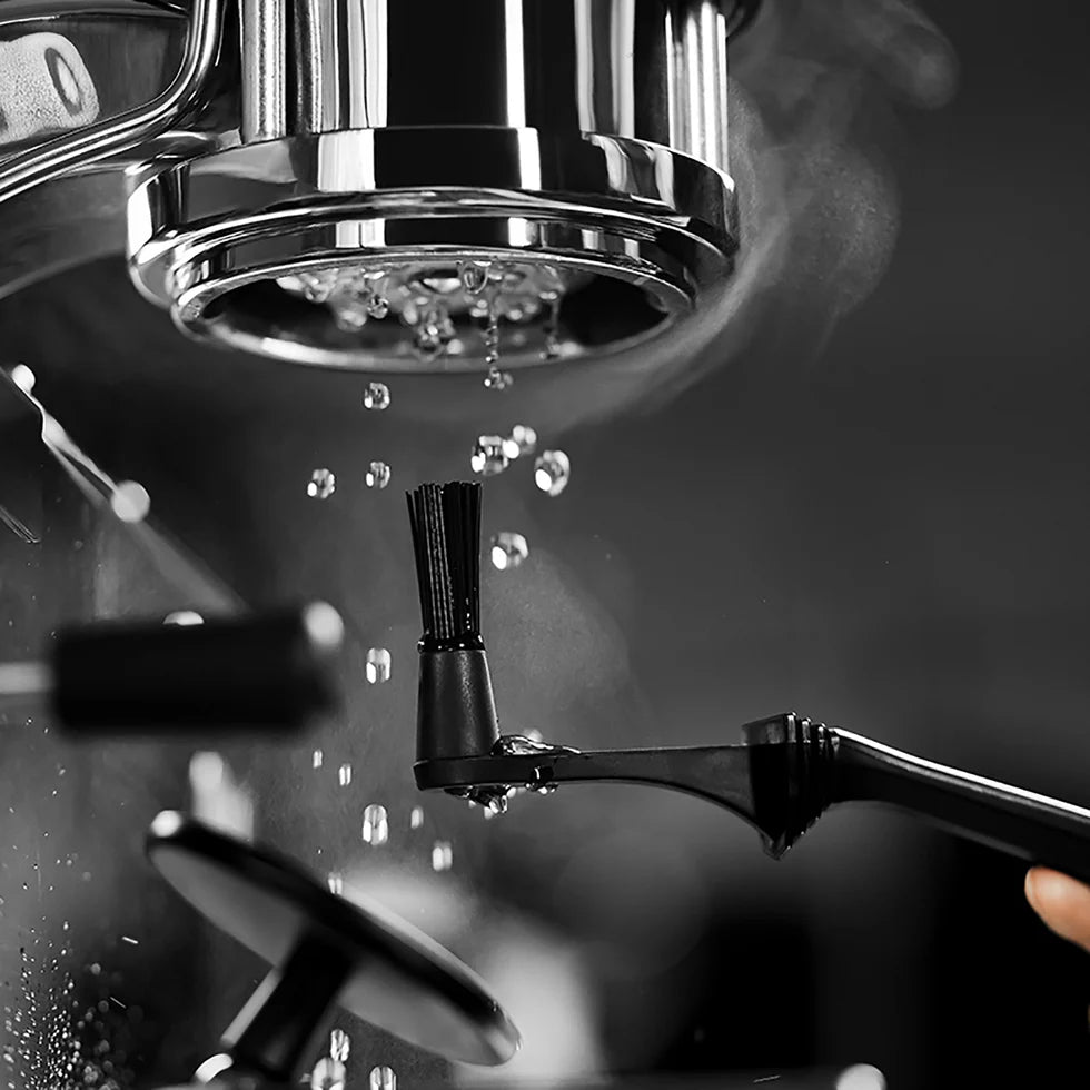 MHW-3 Bomber Elbow Cleaning Brush