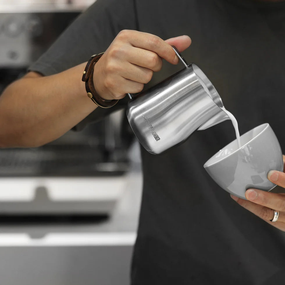 MHW-3BOMBER Turbo Milk Pitcher 350ml Glossy