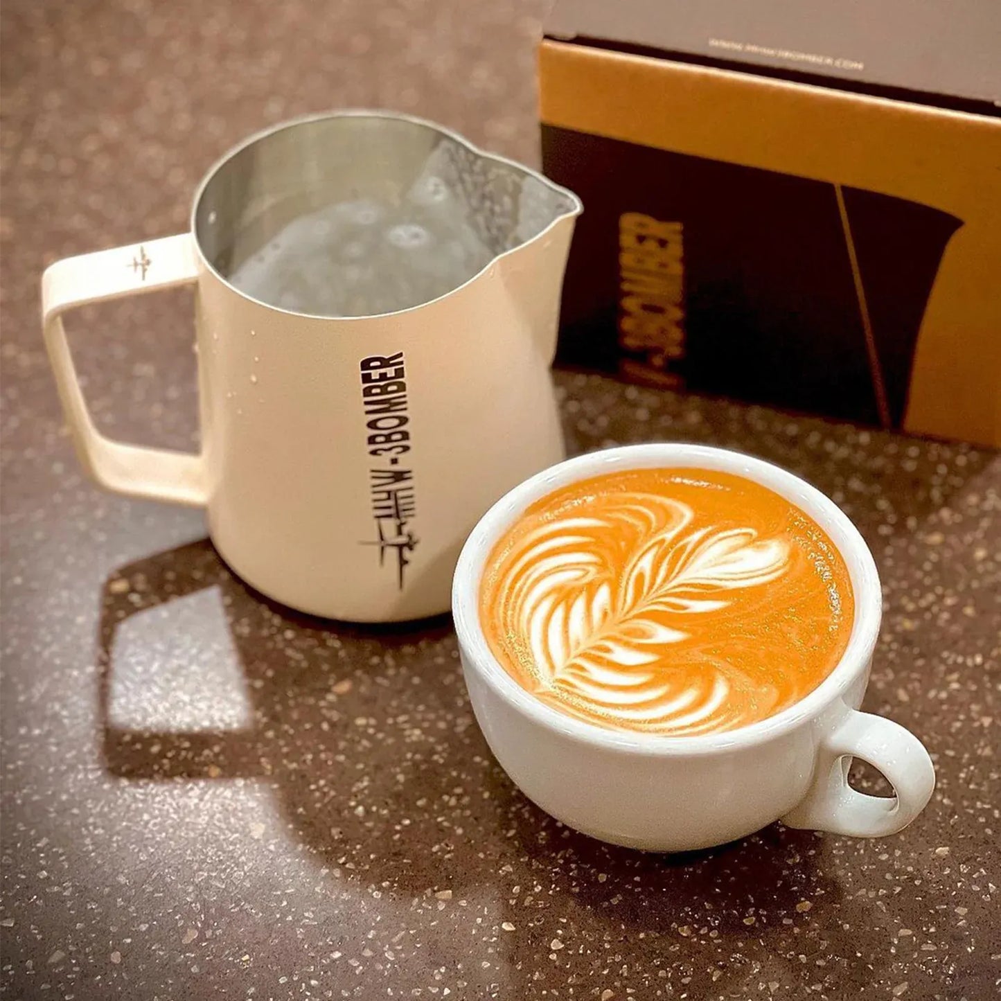 MHW-3BOMBER Latte Art Pitcher 5.0 White
