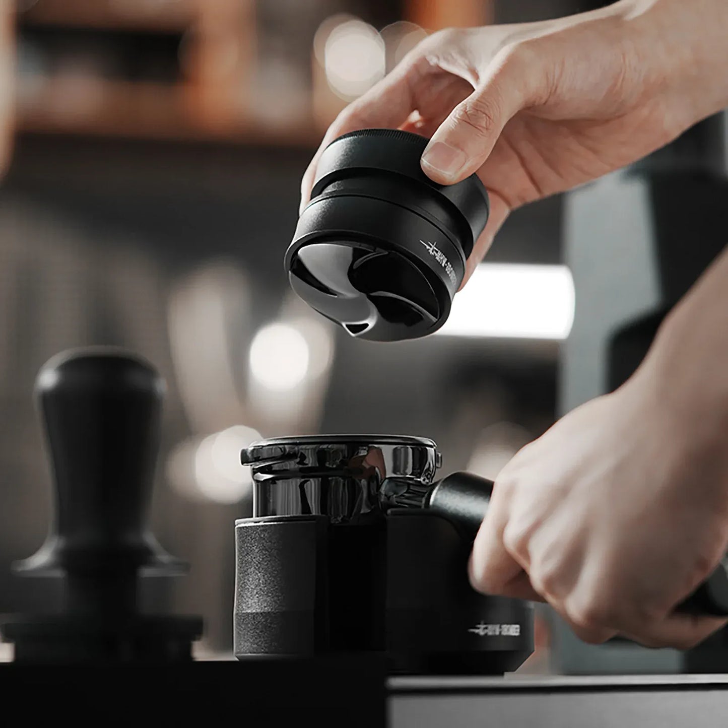 MHW-3BOMBER Astra Collection Coffee Distributor