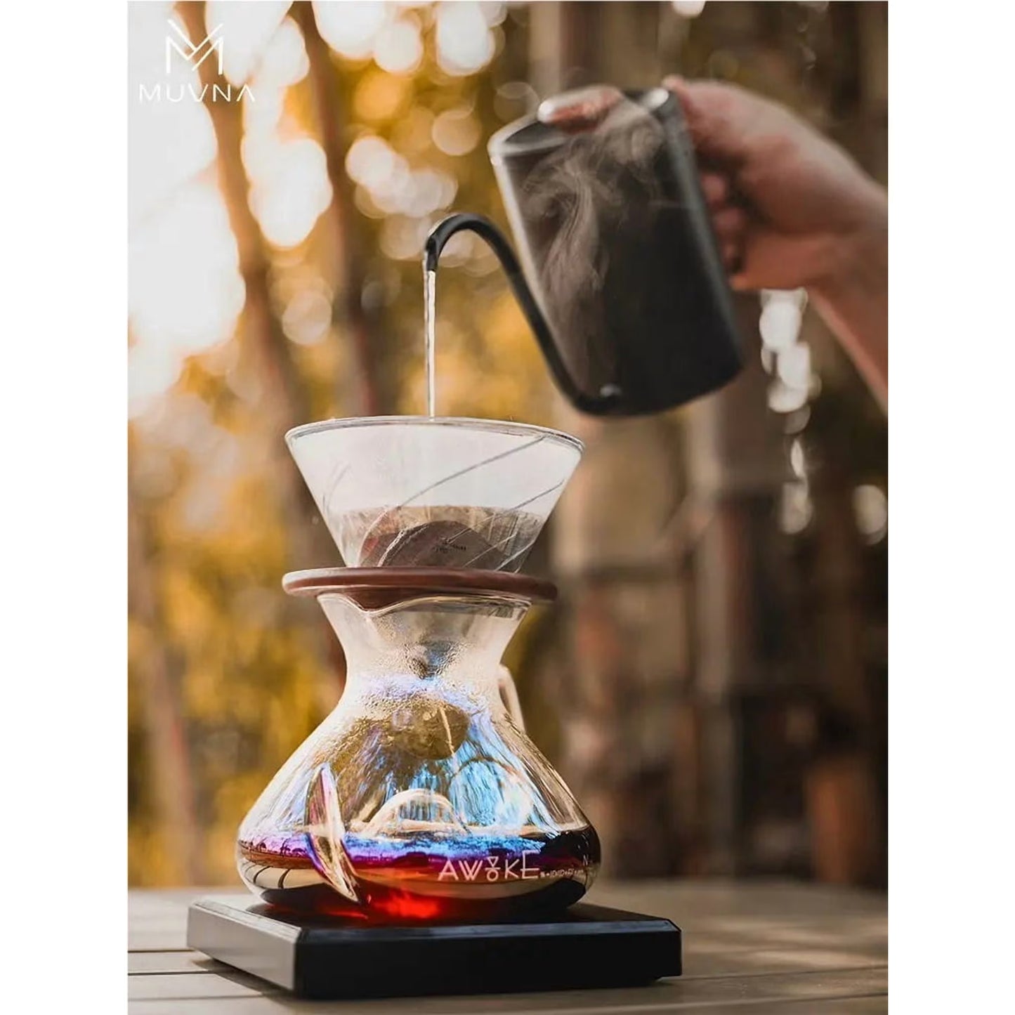 Muvna Tornado Glass Carafe