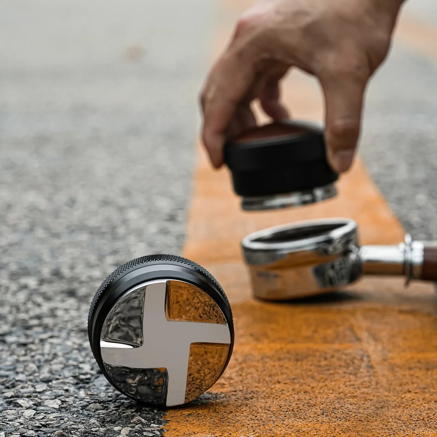 MHW-3BOMBER CD Series Wood Lid Coffee Distributor