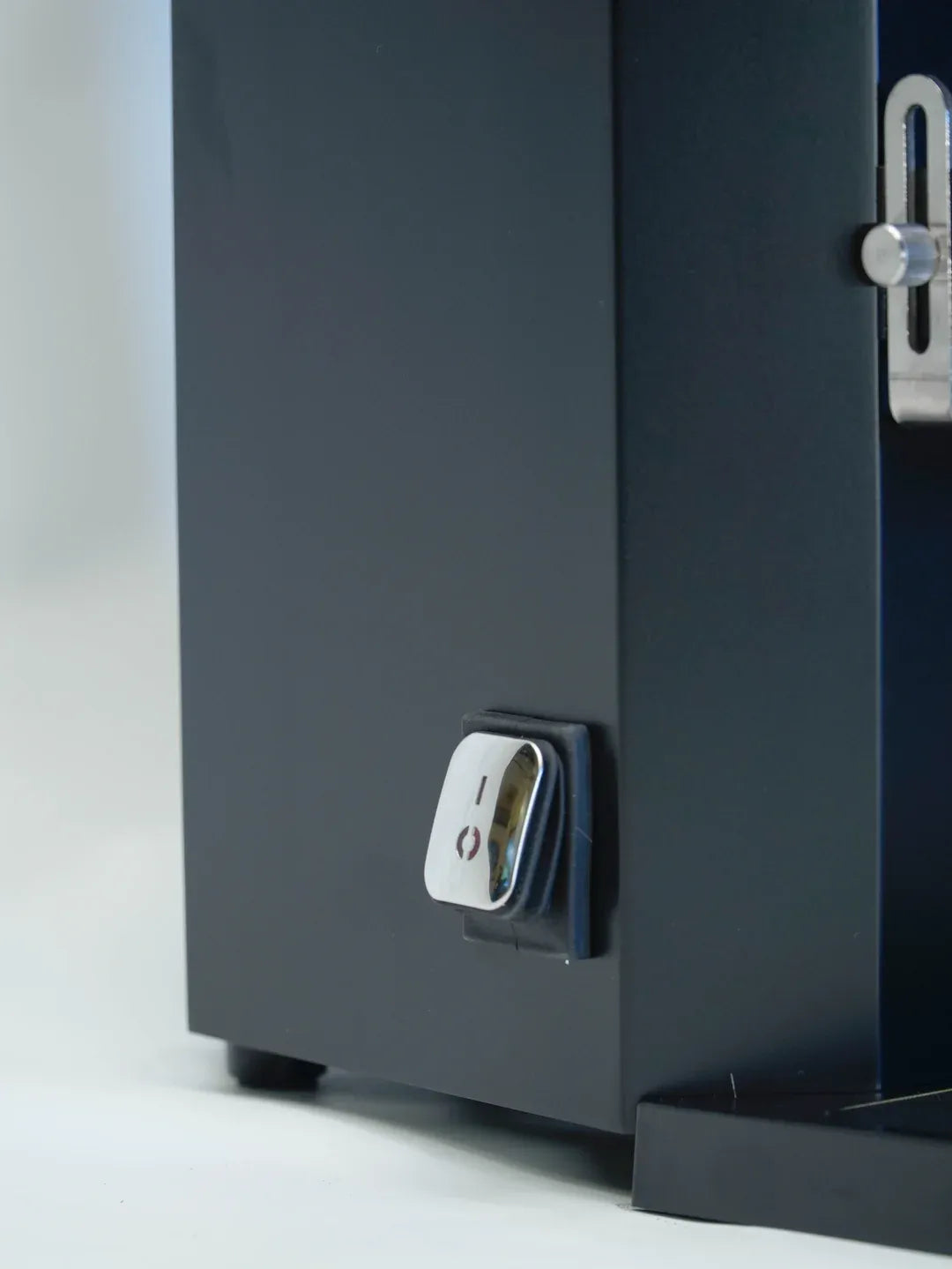 ZF83 Coffee GrindersCoffeePlus.india bottom