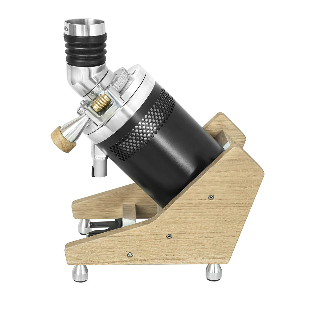 Side profile of Ceado E37Z Naked highlighting compact footprint and professional construction
