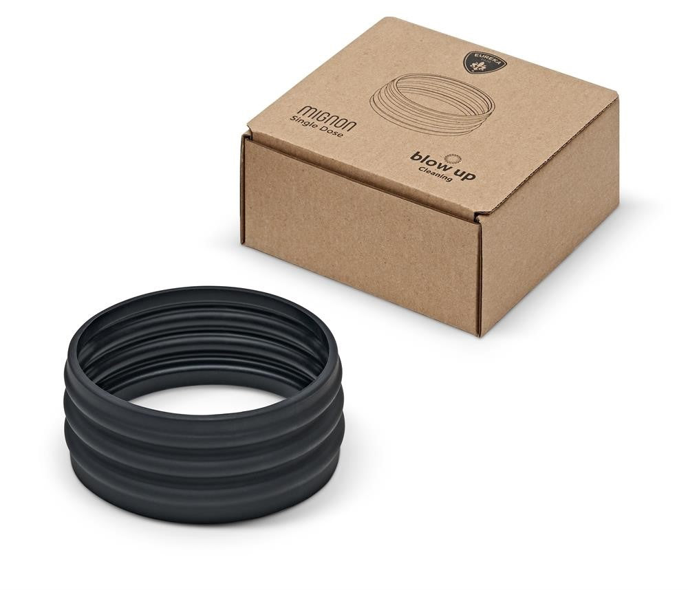 Eureka Mignon Single Dose Cleaning Bellows in black silicone with eco-friendly packaging
