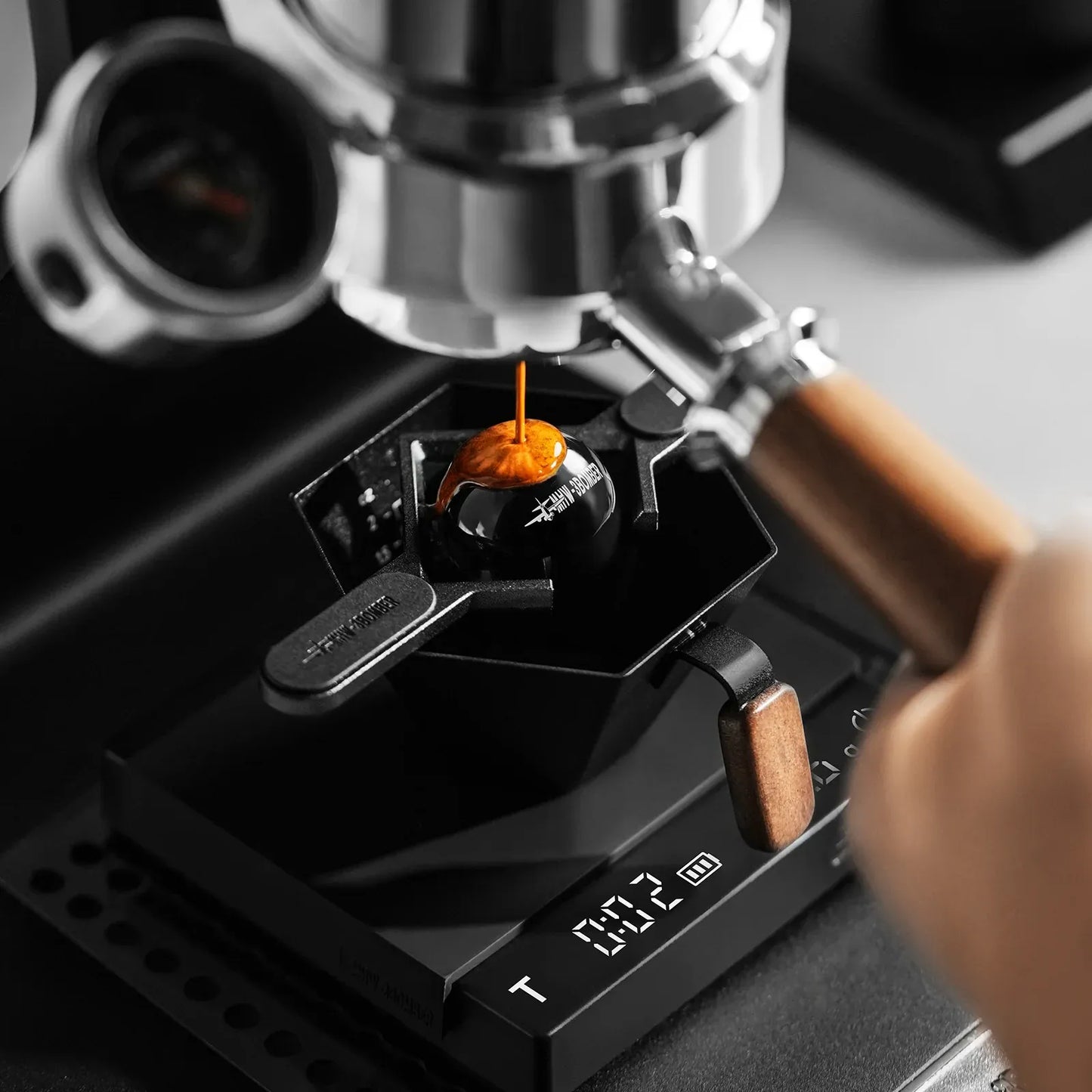 MHW-3BOMBER Stainless Steel Chilling Ball