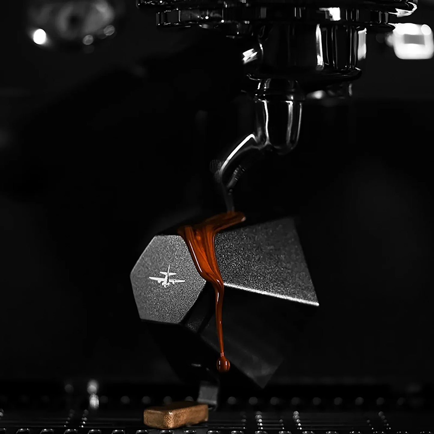 MHW-3BOMBER Prism Measuring Cup