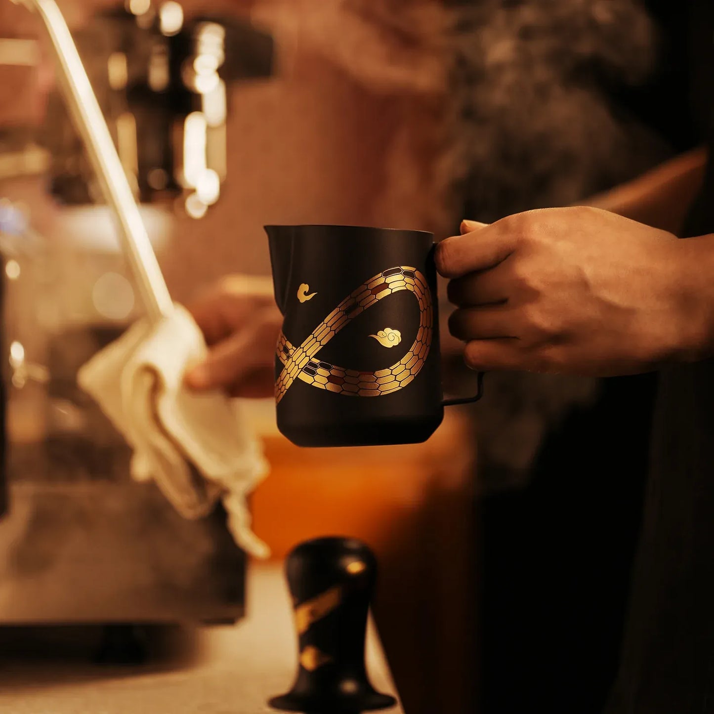 MHW-3BOMBER Turbo Milk Pitcher