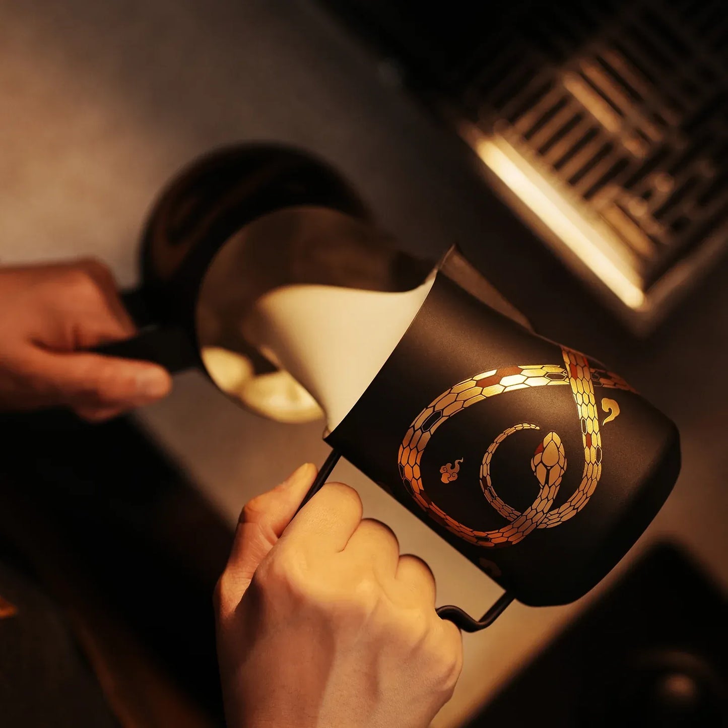 MHW-3BOMBER Turbo Milk Pitcher