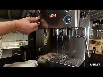 Video: Demonstration and brewing guide for Lelit Elizabeth dual boiler espresso machine with PID.
