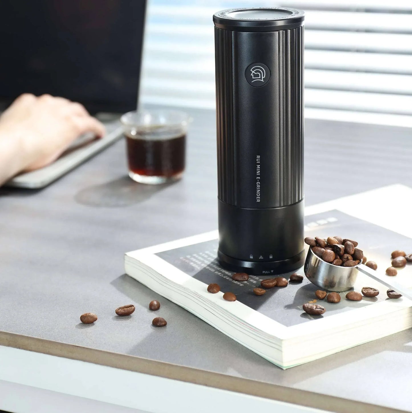 zeroHero Rui Mini E-Grinder